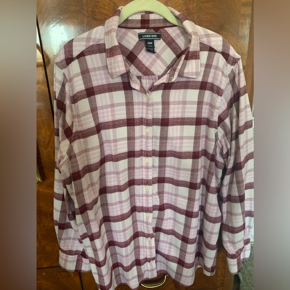 Land’s End flannel pink plaid button down size 18W.